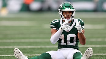 Jets' Allen Lazard defends gun-like celebration, expects fine from NFL: 'I’m the victim of this situation'