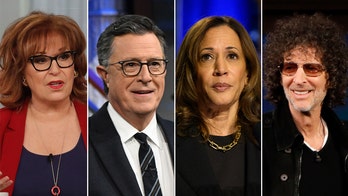 Kamala Harris se prepara para un bombardeo de entrevistas extremadamente amistosas con "The View", Stephen Colbert y Howard Stern