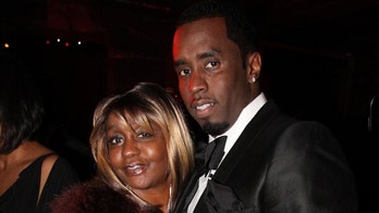 La madre de Sean "Diddy" Combs defiende al magnate de la música caído en desgracia mientras se encuentra en la cárcel acusado de delitos sexuales