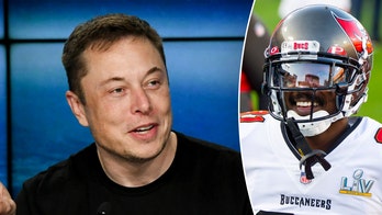 La ex estrella de la NFL Antonio Brown reprende a la NBC por no mostrar a Elon Musk durante el partido Steelers-Cowboys