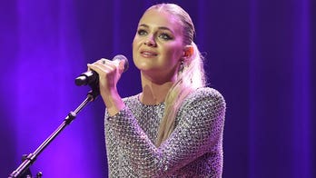 Kelsea Ballerini questioned music career after watching hometown friends living in Knoxville