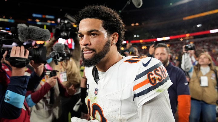 What are the expectations for Caleb Williams heading into year 2? | Speak