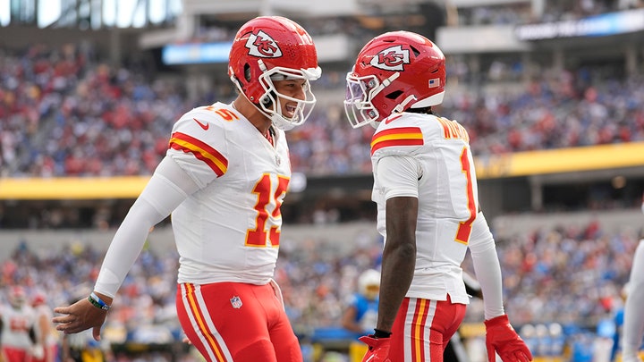 What is key to Chiefs' undefeated record despite key injuries? | The Herd