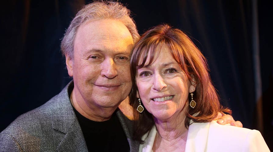 Billy Crystal shares one common goal that led to 54-year marriage to ‘extraordinary’ wife