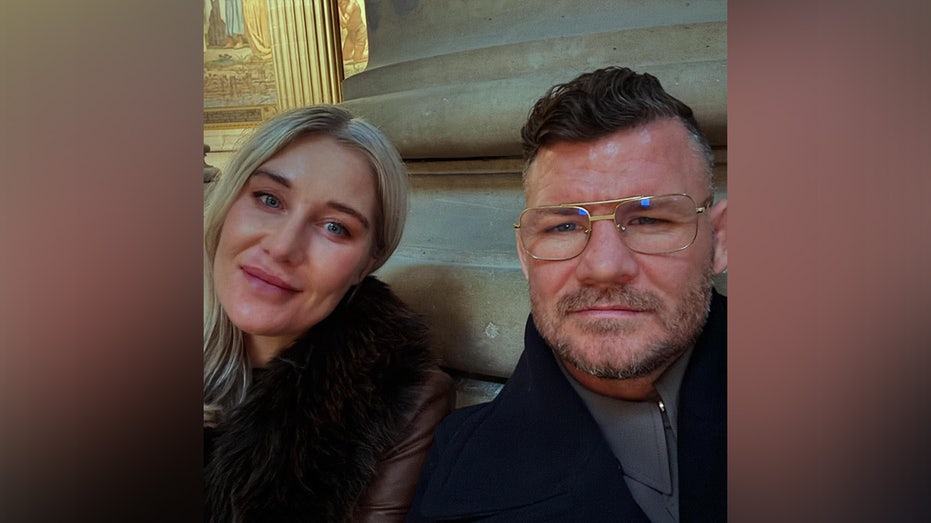 UFC legend Michael Bisping says he chased down thief who stole wife's bag in Paris thumbnail