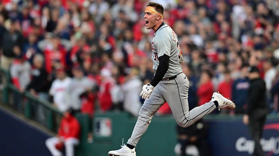 Tigers' Kerry Carpenter hits go-ahead 3-run homer to lift Detroit to Game 2 victory