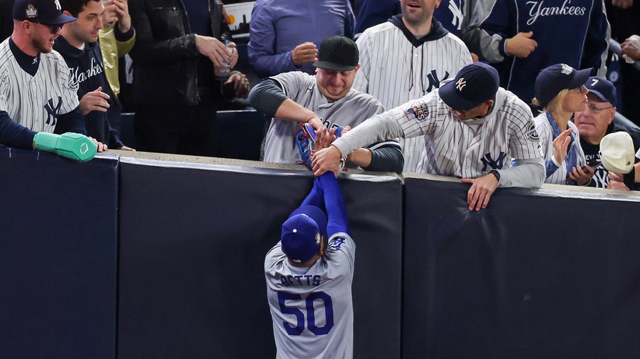 Mookie Betts says he 'wanted to fight' fans who grabbed him during World Series