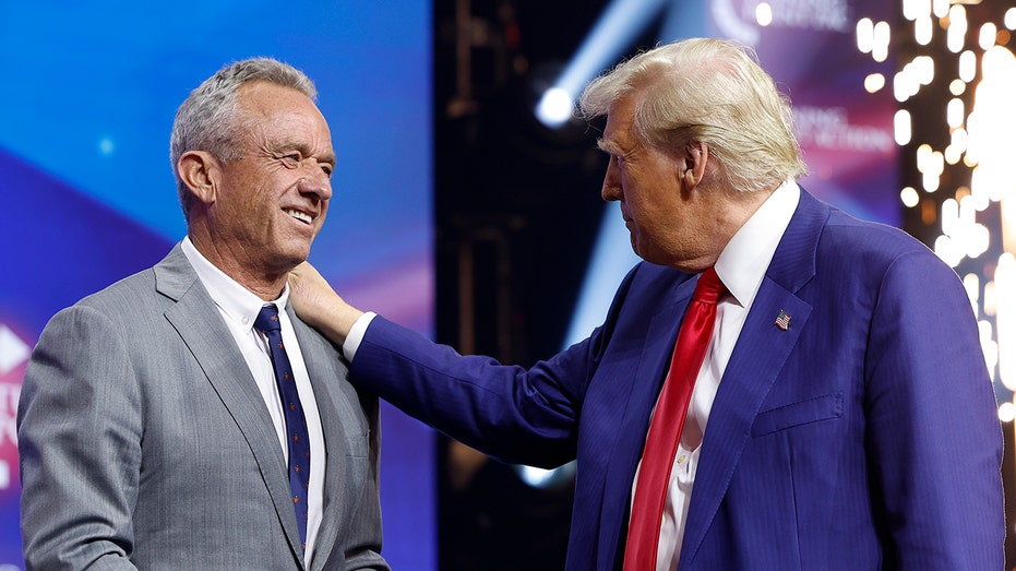 Robert ⁢F. Kennedy Jr.⁢ and Donald Trump