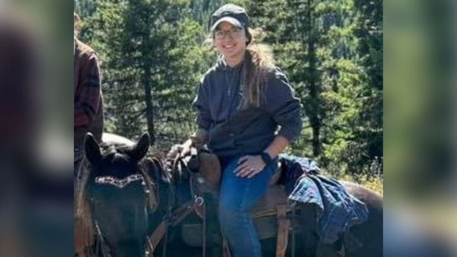 Horseback rider disappears in Montana as investigators find horse, cellphone thumbnail