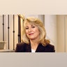 Actress Teri Garr wears blazer and T-shirt.
