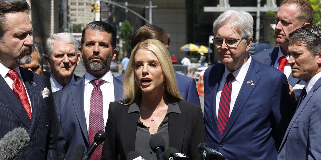 I know Pam Bondi personally and she will make an amazing attorney general