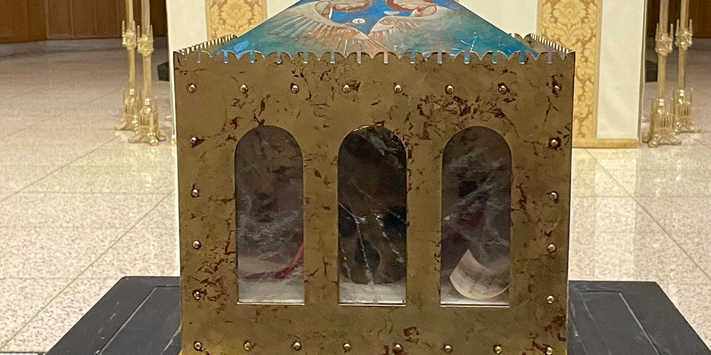 Skull of St Thomas Aquinas arrives in US, offers rare chance to view first-class relic