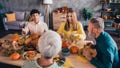 When&apos;s the best time to eat Thanksgiving dinner? Experts share their verdict - Fox News