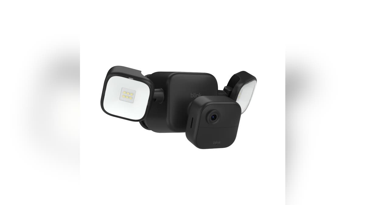 Protect your home with floodlight cameras 