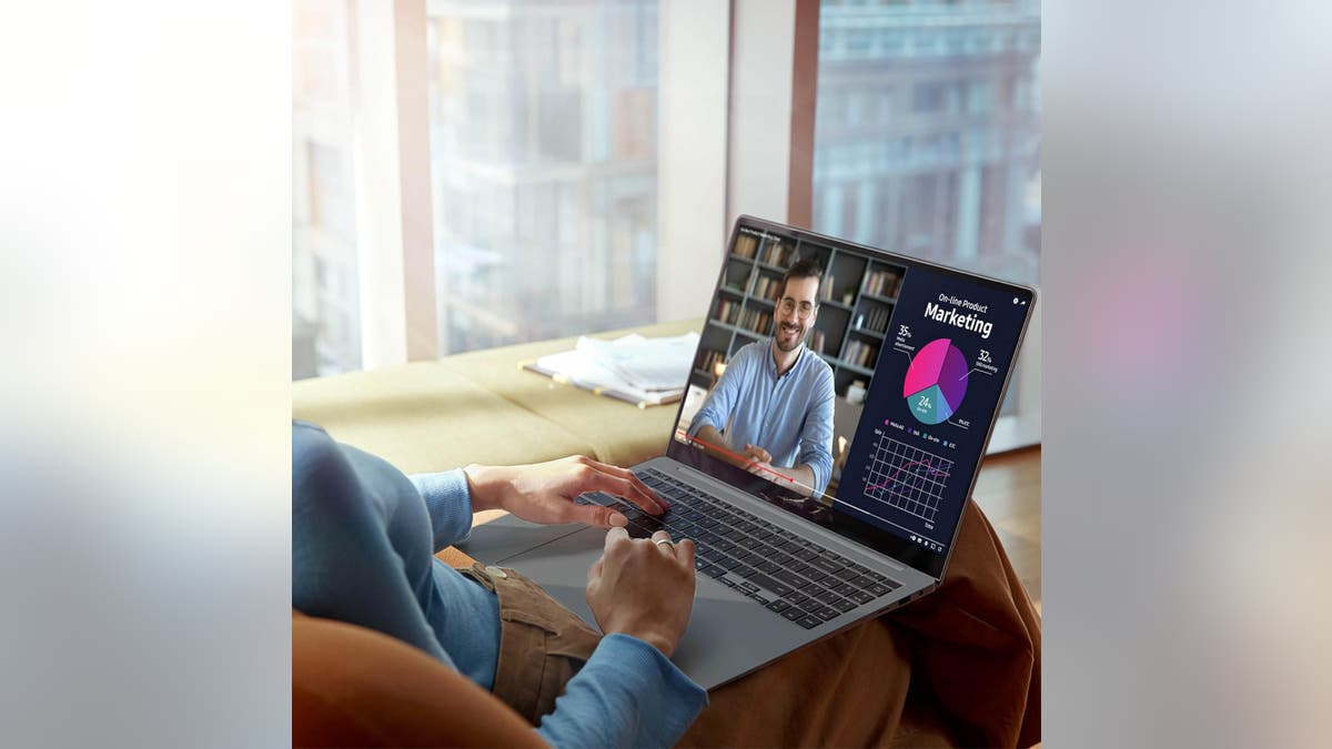 A fast, long-lasting laptop 