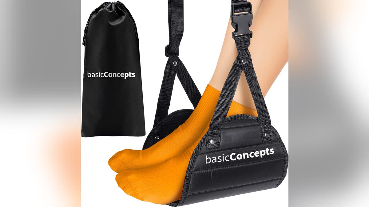 This is the perfect footrest to relax your feet during travel.