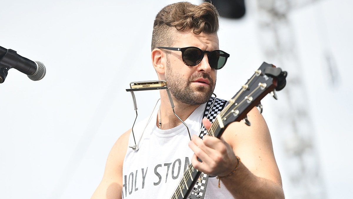 Andrew Hagar performing during the 2018 High Tide Beach Party at Huntington State Beach