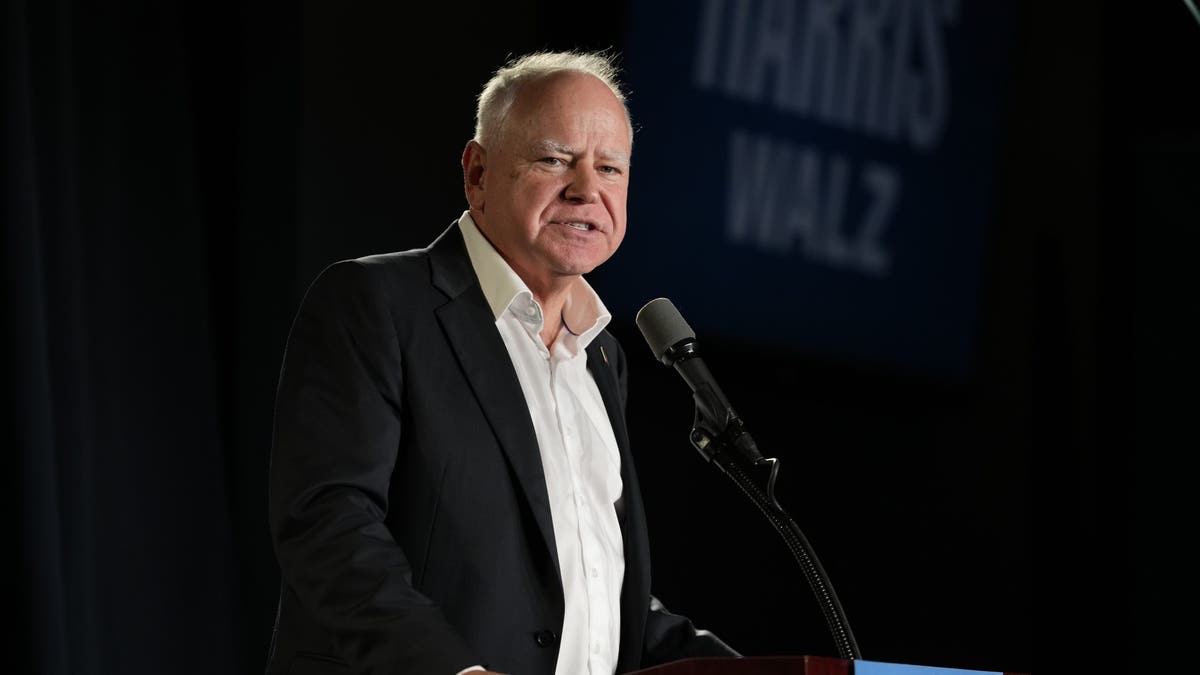 Democratic vice presidential candidate Minnesota Gov. Tim Walz speaks at a campaign stop Monday, Nov. 4, 2024, in LaCrosse, Wis.