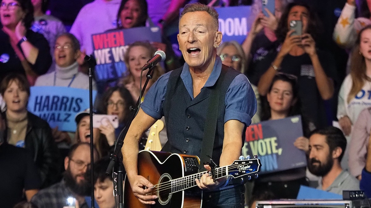 Bruce Springsteen sings at Kamala Harris rally