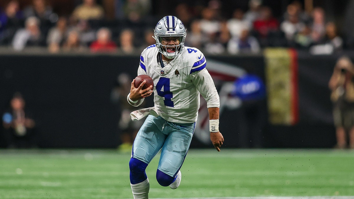 Cowboys Star Dak Prescott Expected To Miss Multiple Weeks With ...