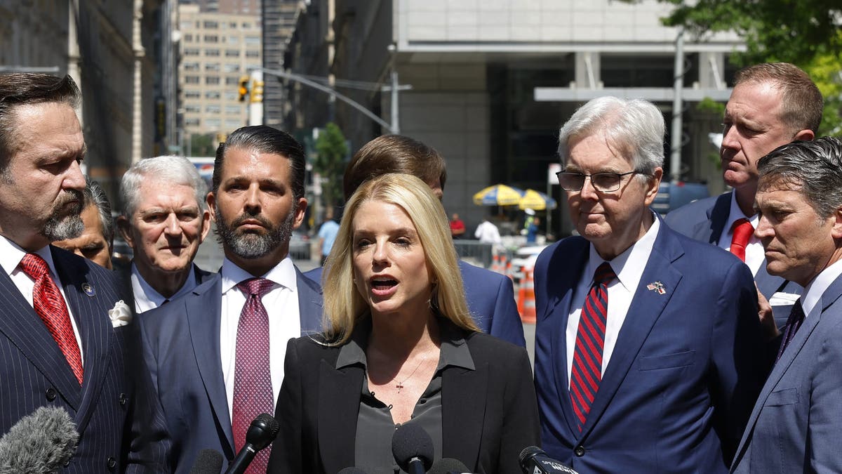 Pam Bondi speaks during a property   league  portion    connected  a interruption  from erstwhile  President Donald Trump's hush wealth  proceedings  extracurricular  Manhattan Criminal Court successful  New York City. (Photo by Michael M. Santiago/Getty Images)