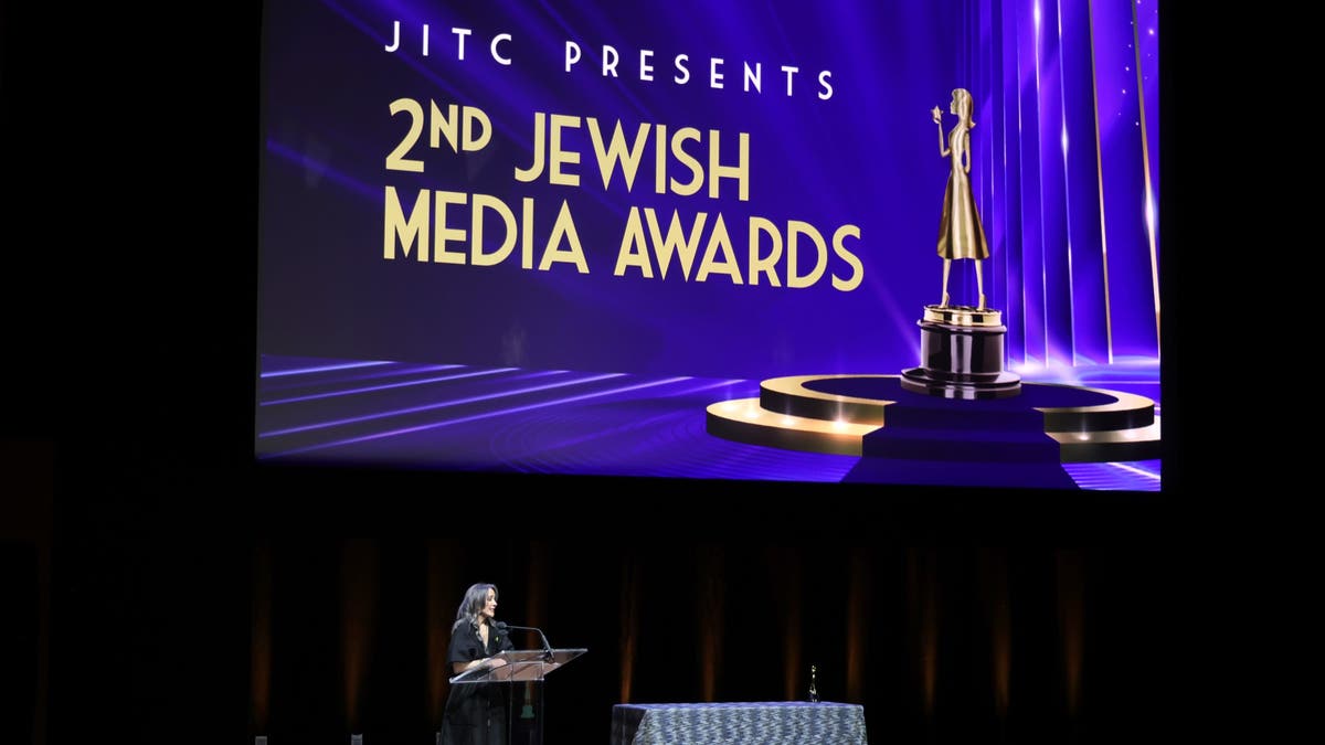 Patricia Heaton speaks onstage during the 2nd Jewish Media Awards 