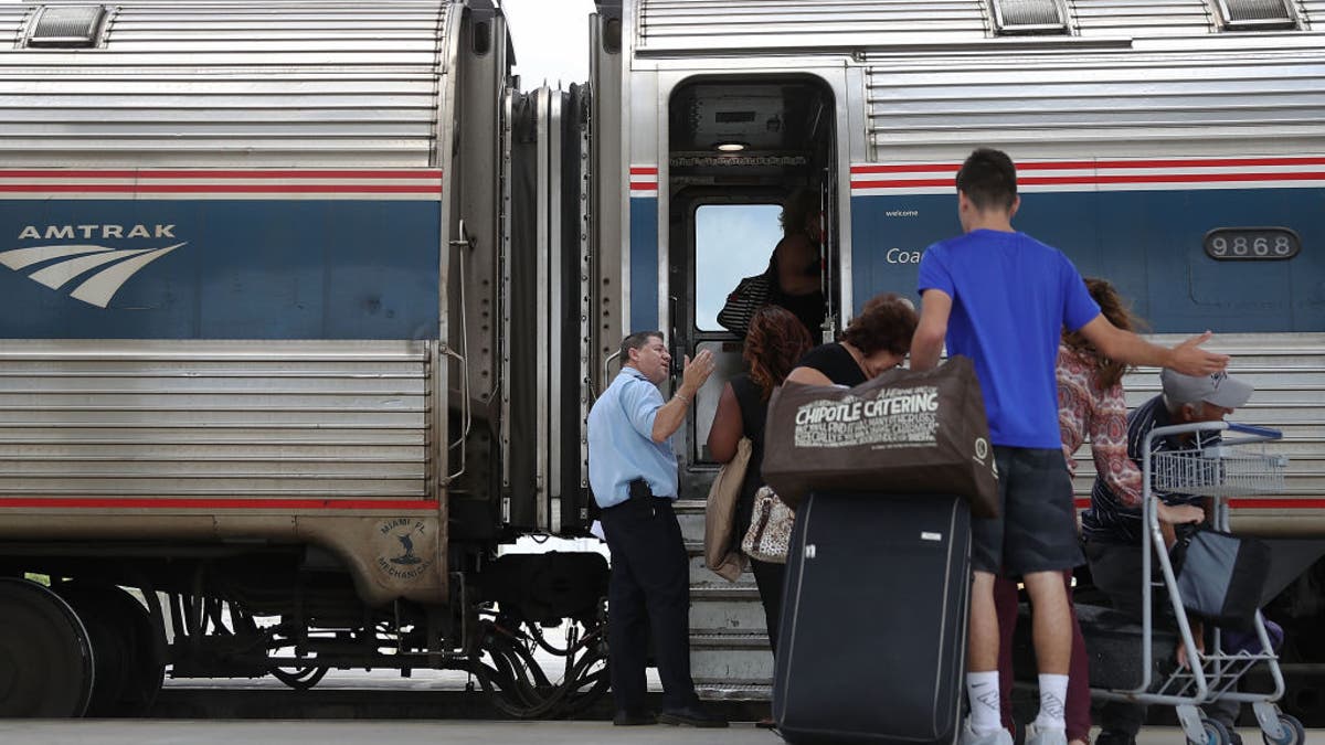 AMTRAKC FLORIDA TRAIN