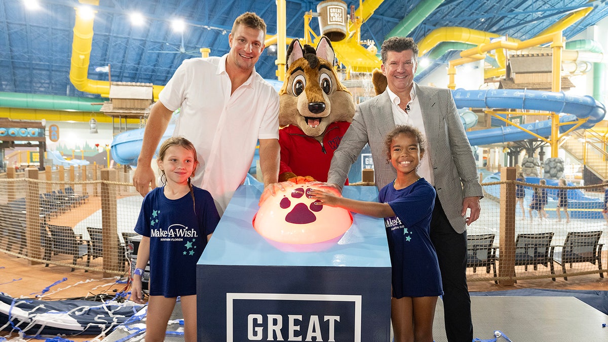 Rob Gronkowski at Great Wolf Lodge