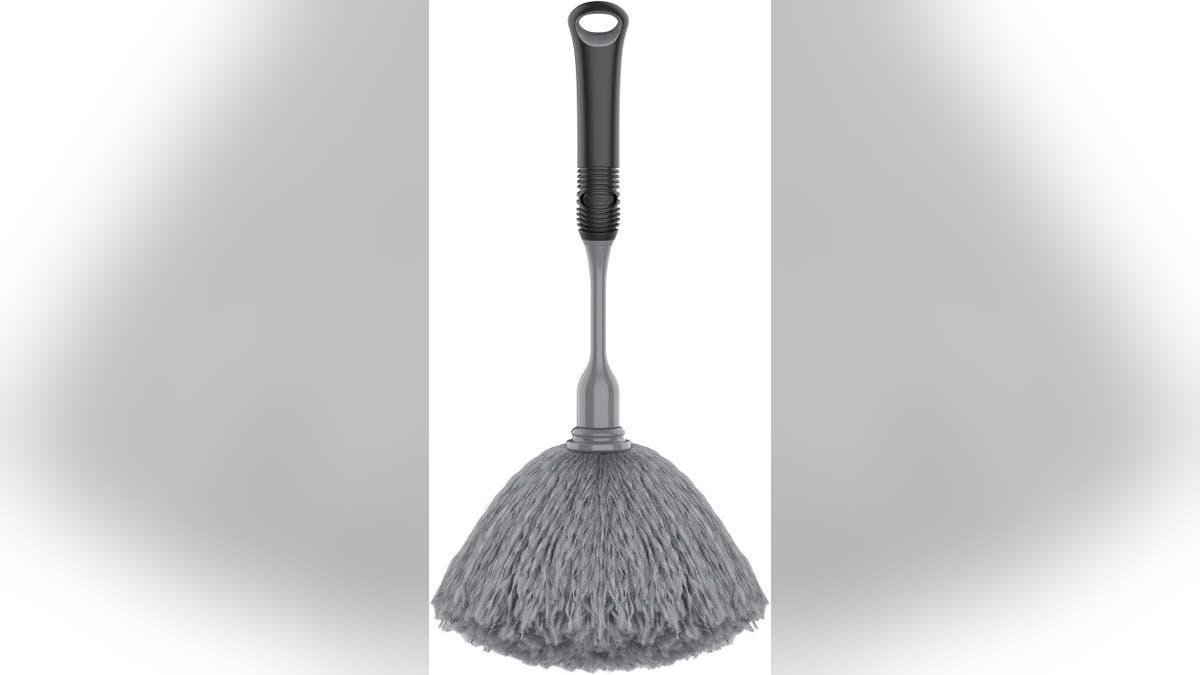 For immoderate  idiosyncratic  decor pieces, effort   utilizing the MR.SIGA Microfiber Delicate Duster.