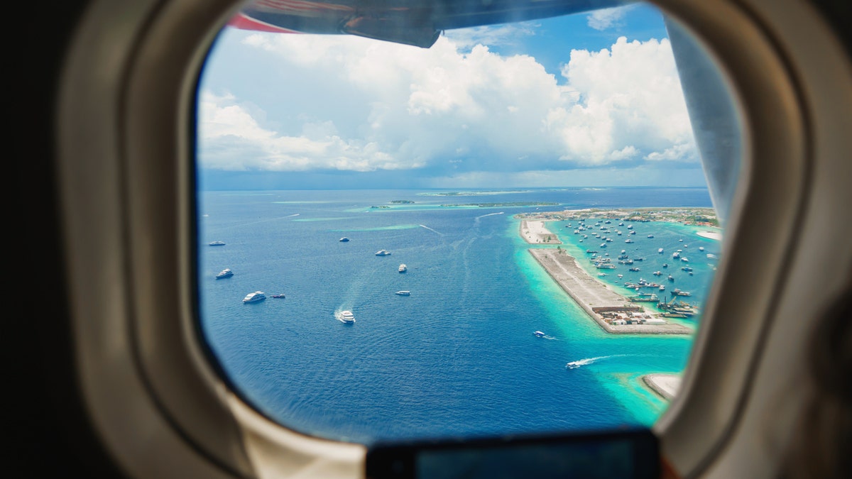 maldives plane window