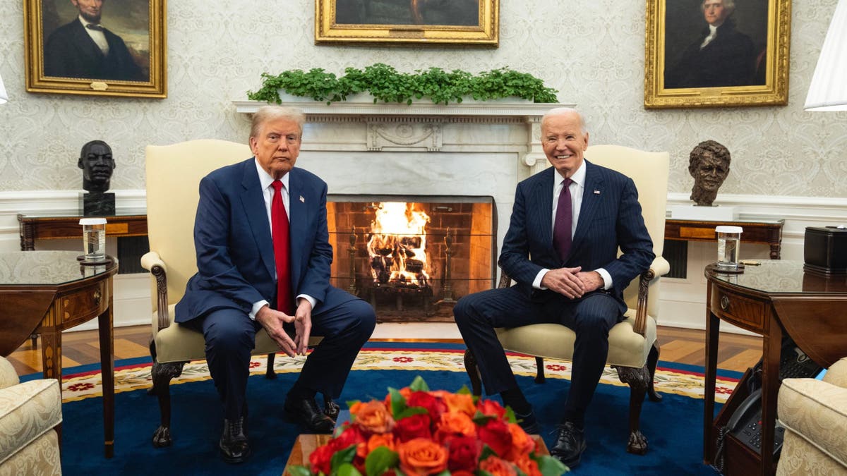 Trump dan Biden di Gedung Putih