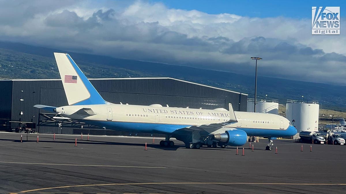 Air Force Two on the tarmac as Kamala Harris vacations in Hawaii