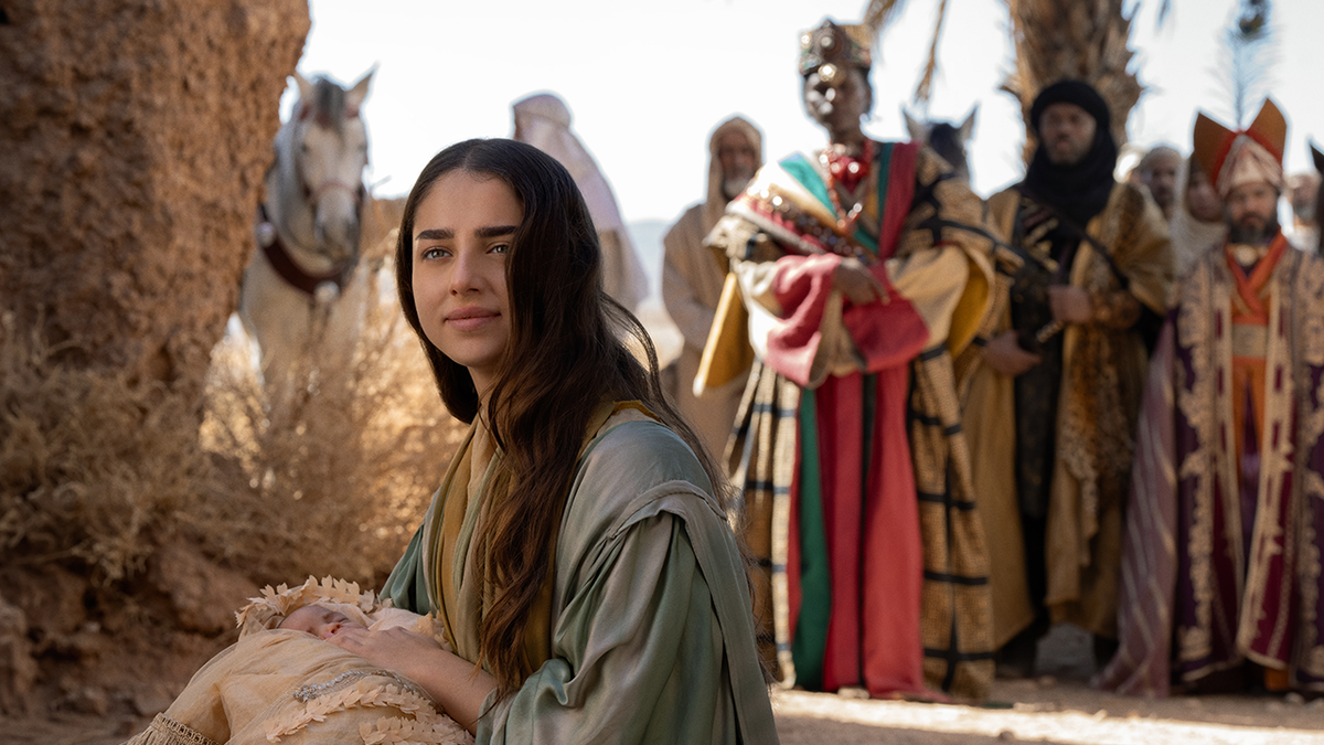Mary sonriendo en la película Mary en Netflix