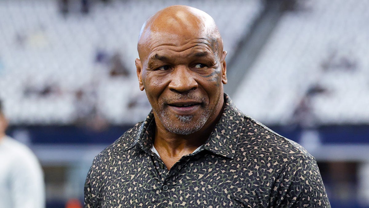 Mike Tyson dice que entrenar para Jake le hizo 'más duro de lo que ...