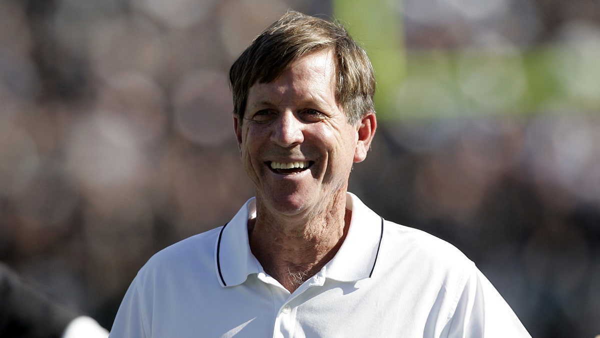 Norv Turner smiles