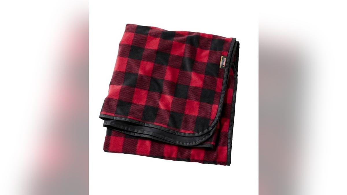 Stay warm and dry with this outdoor blanket.?