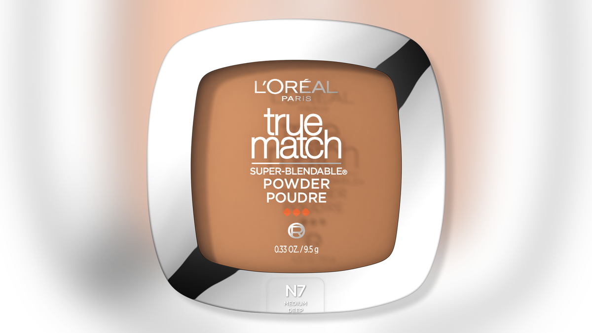 Seamlessly blend your foundation with the L'Oreal foundation. 