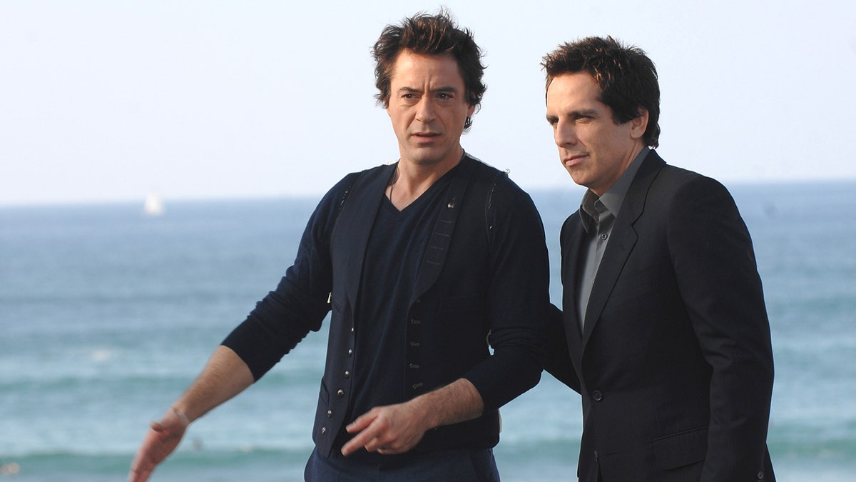 Robert Downey Jr. y Ben Stiller en el estreno de "Tropic Thunder
