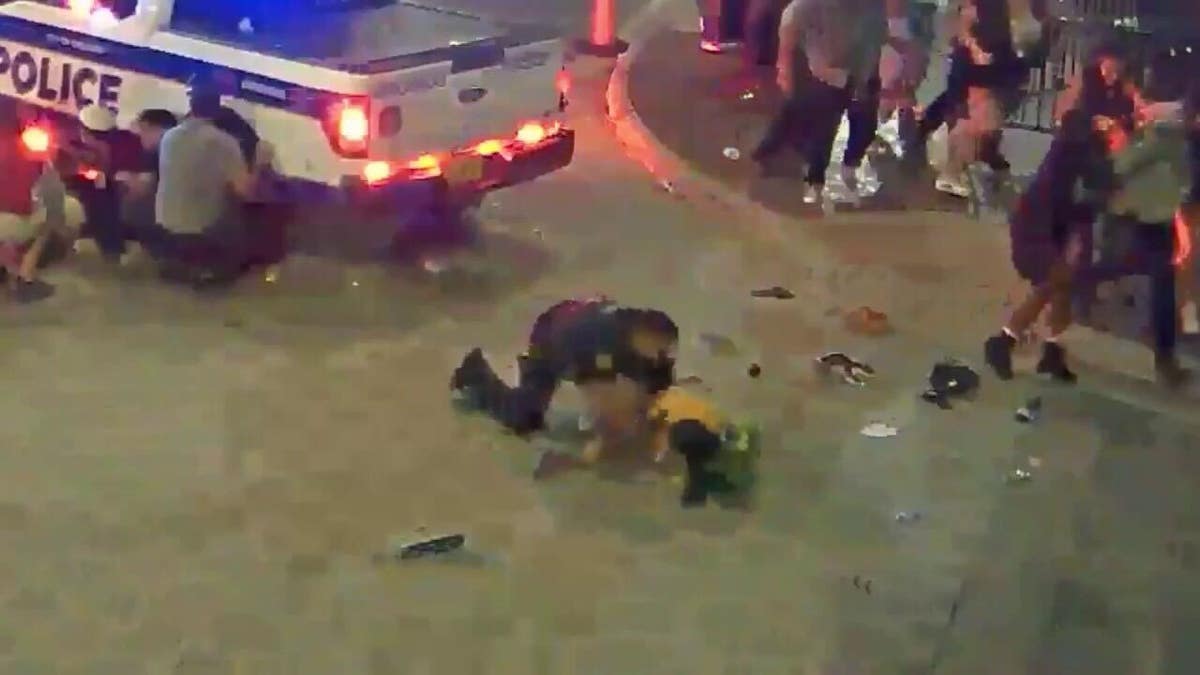 Officer tackles suspect in Orlando shooting on Nov. 1, 2024
