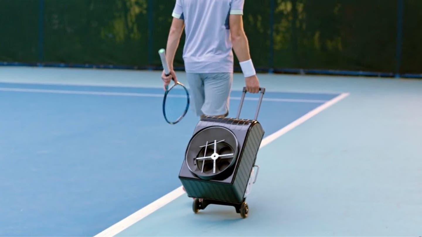 8 no tennis partner no problem with this ai robot