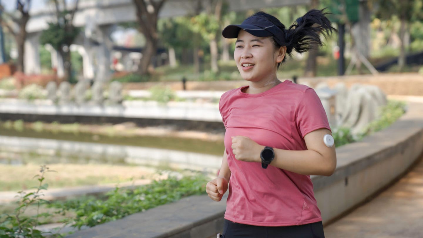 exercise with glucose monitor