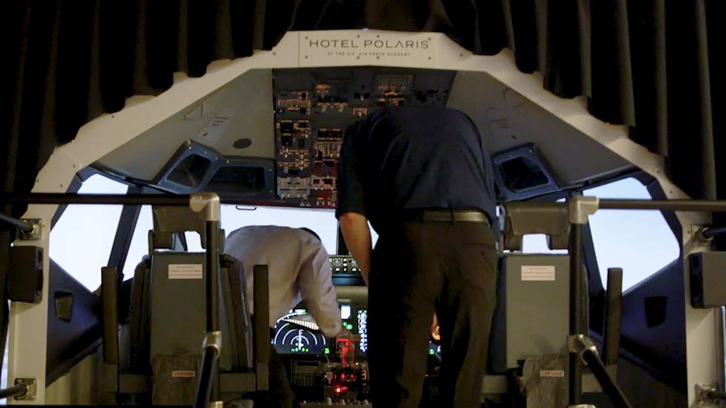 hotel polaris flight simulator