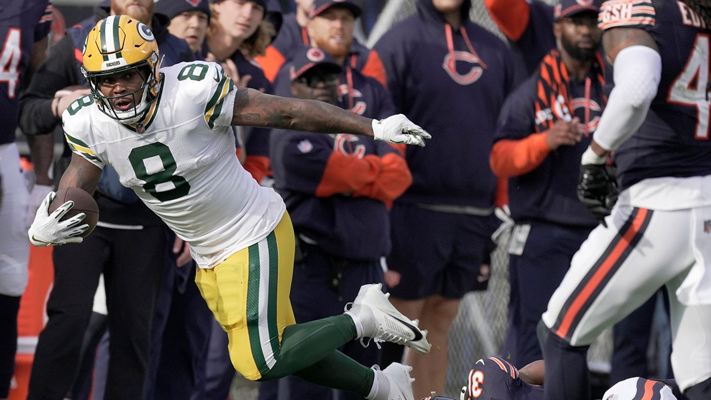 Packers Sneak Past Bears with Late Blocked Field Goal