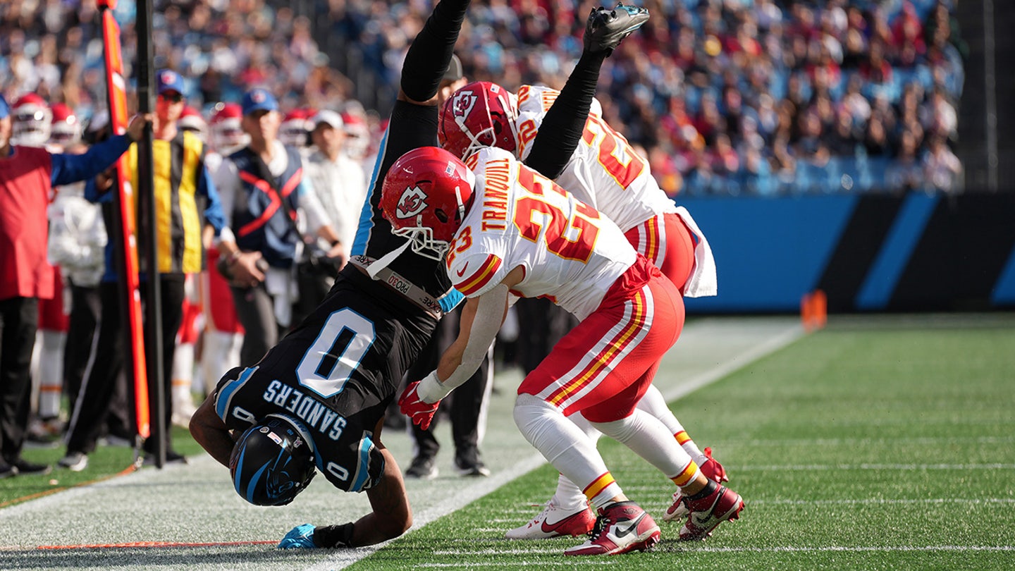 Rookie Panthers Tight End Ja'Tavion Sanders Suffers Scary Neck Injury During Game