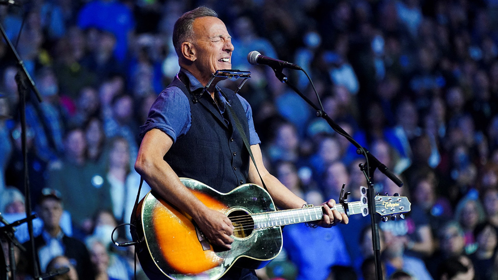 Bruce Springsteen performs during a campaign rally for Democratic presidential nominee Vice President Kamala Harris