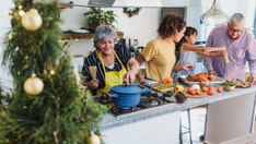 4 holiday nutrition tips from Dr. Nicole Saphier: 'Everything in moderation'