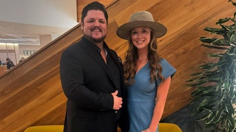 Country singer allegedly violated bond to attend CMAs as judge issues arrest warrant - Fox News