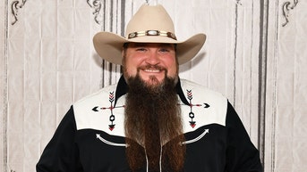 'The Voice' winner Sundance Head shot on his Texas ranch - Fox News