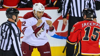 Ex-NHL player Paul Bissonnette assaulted by 6 men at Arizona restaurant: 'It escalated extremely quickly'