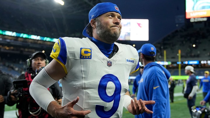 Matt Hasselbeck on whether the Los Angeles Rams should move on from Matthew Stafford and target Aaron Rodgers | The Herd